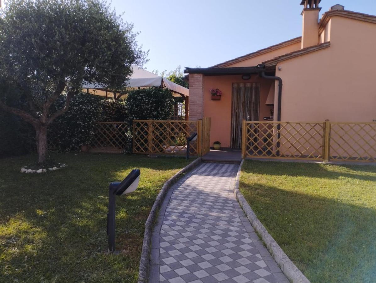 Melody House - Dependance Villa Castel del Bosco  Bagian luar foto